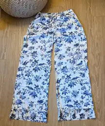 Abercrombie & Fitch Blue and White Floral Sleepwear