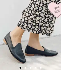 Soludos Women's Venetian Black Leather Loafer Flat Size 7.5 