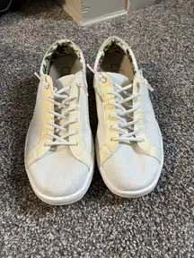 Women’s Hey Dude Shoes