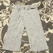 Banana Republic  capris. Excellent condition.