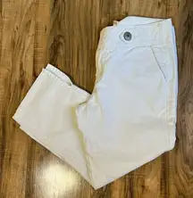 Levi’s white capri pants 4