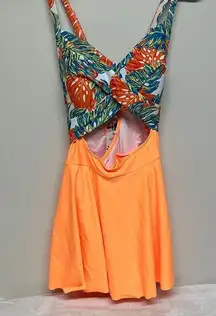 Bershka Tropical Leaf Print Bikini Top Skirt style with criss cross straps