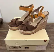 Cubanas‎ Brown and Tan Wedge Sandals heels size 38
