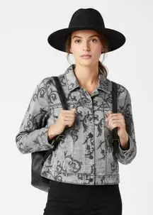 Chico’s Gray Silver Fleur De Lis Cropped Cotton Long Sleeve Jacket S