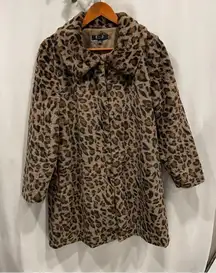 Ultimate soft furry faux leopard wide collar silky lined jacket pockets