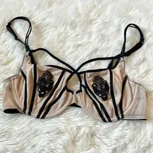 3/$30 🔥 Forever 21 Cage Bra