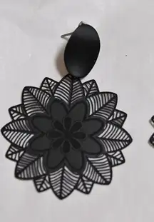 Chic Black Floral Cutout Statement Flower Earrings Boho new gift unique stud