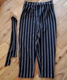 Ultra Flirt Women’s Taper Leg Pull On Cropped Pants, Stripes, Large