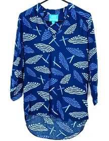 Escapada size Small 3/4 length sleeves v neck navy blue with umbrella print‎