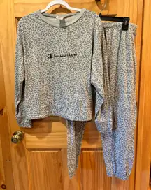 Champion Grey Animal print pajama/lounge set women’s L