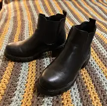 Soda Chelsea Lug Sole Boots