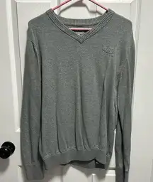 UGG AUSTRALIA GRAY VNECK OVERSIZED SWEATER