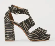 H&M platform zebra print sandals SZ 40/9.5-10US  B66