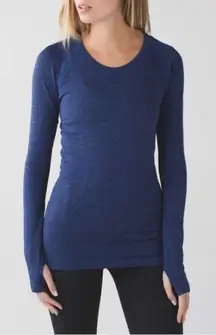 Lululemon sapphire‎ blue swiftly long sleeve size 4 thumbholes athletic