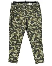 Style & Co SZ 16W Curvy Skinny Jeans Camo Mid-Rise Stretch Zip-Fly Pockets Green