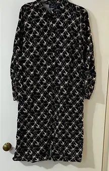 Elegant Black and Cream Geometric Swim Coverup