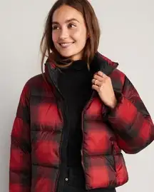 NWOT Old Navy Water-Resistant Frost Free Short Puffer Jacket Buffalo Plaid