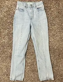 Abercrombie & Fitch The ‘90s Straight Ultra High Rise Jeans