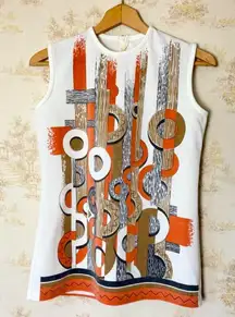 Vintage 60s 70s mod white and orange retro geometric print sleeveless top