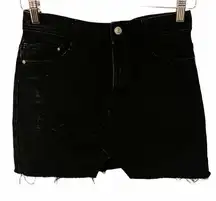 ZARA  Size XS Black Raw Hem Denim Jean Mini Skirt