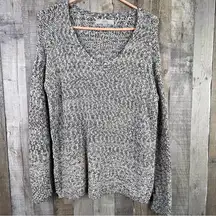 Loft V-Neck Small Oversized Long Sleeve Variegated Black/Gray/Off white …