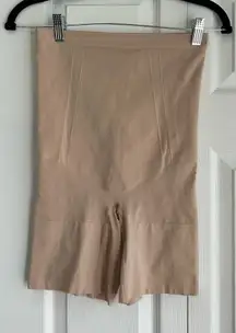 SPANX Sculpt On Core High Waist Midthigh Shorts