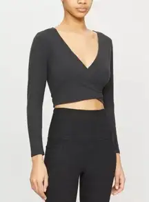 Beyond Yoga Graceland Wrap Surplice Cropped Long Sleeve Top Black