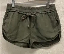 Wilfred Free Linen Blend Shorts in Army Green XS Aritzia