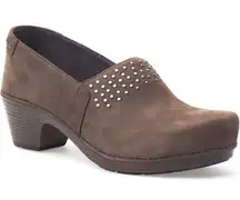 Dansko Women’s Mavis Milled Nubuck Studded Slip On Clog Size EU 37 - US 6.5/7.0