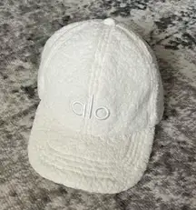 Alo Yoga Micro Sherpa Off-Duty Cap