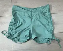 Bo + Tee Size L Ruched Crossover Athletic Shorts