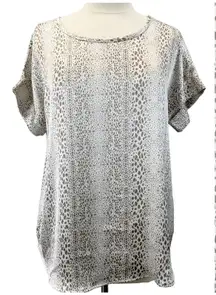 Entro Womens M Satiny Short Sleeve Animal Print Top Shirt Taupe Cream Boho‎