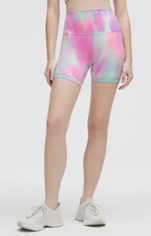 Lululemon Psychedelic Dye Wunder Train Shorts 6” in size 2