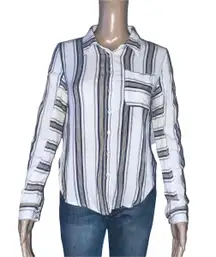 Francesca’s Harper Striped Buttoned Shirt 