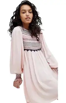 Free People Late Night Picnic‎ Dress. Pink babydoll. Embroidered. Flowy. Medium.