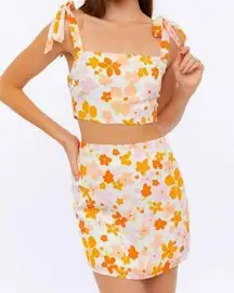 Le Lis Floral Crop Top and Mini Skirt Set Orange Yellow Size Medium NWT