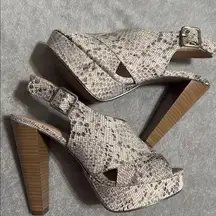 Speed Limit 98 Gray and Brown Textured Slingback Heels