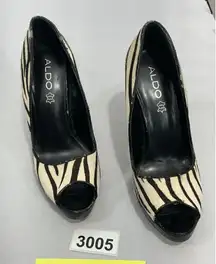 Womans Aldo Size 7.5 (38) Zebra Print Peep Toe Platform Stiletto Pumps