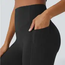 003HA.- HighWaisted Scrunch Butt Lifting Tummy Control Side Pocket Trainings.