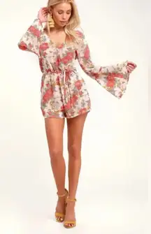 Lulu’s Always Thriving Blush Pink Floral Print Bell Sleeve Romper Coral Size M