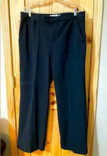 Old Navy  women’s size 16 Long black work trouser/slacks