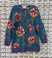 Vintage 90s Ivy hand knit floral fall henley tunic sweater wood bead accent LG