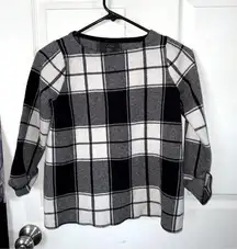 Tahari XS Plaid Cuffed Arm Sweater