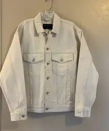 NWOT Abercrombie & Fitch Oversized Distressed Denim Trucker Jacket sz M