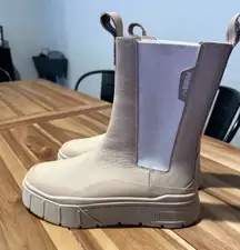 Puma mayze Chelsea stack boots sz 9 Women’s