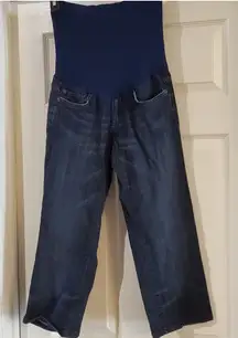 A pea in the pod maternity jeans are a size Small.