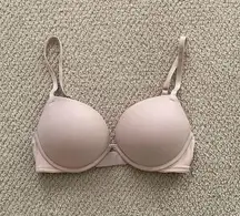 Victoria’s Secret PINK Wear Everywhere Super Push Up Bra Size 32C Nude VEUC