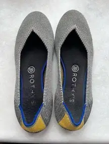 Rothy’s 8W round toe flats black yellow