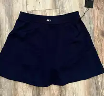 Set Active Skirt