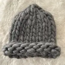 Cozy Hand Knit Chunky Wool Beanie - Gray